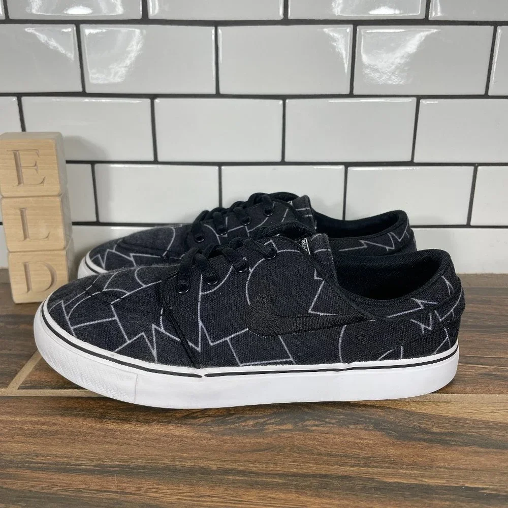 Nike SB Stefan Janoski Youth Boy's Size 3Y Shoes Black Canvas Skate Sneakers